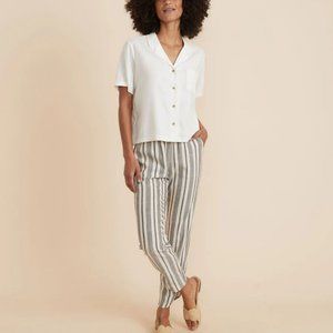 Allison Pant in White / Navy